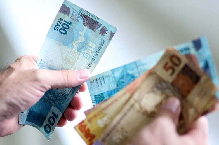 Como Receber o Novo Bolsa Família de R$600 – Veja Se Você Tem Direito ou Não!